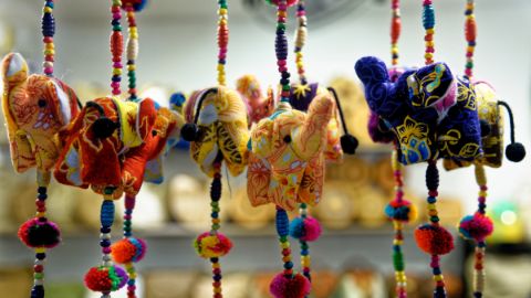 Шопинг на Пхукете: Лучшие сувениры и покупки из Таиланда