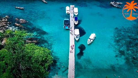 Пирс на острове Рача