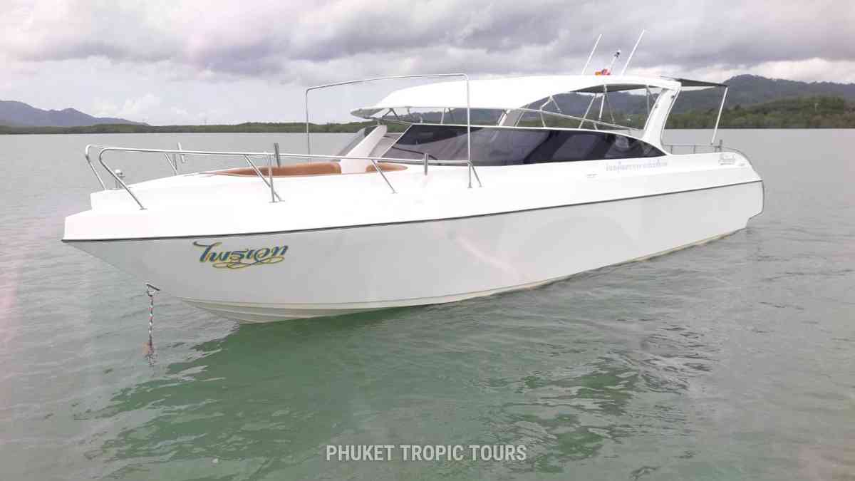 Аренда 2х моторной скоростной лодки Vice