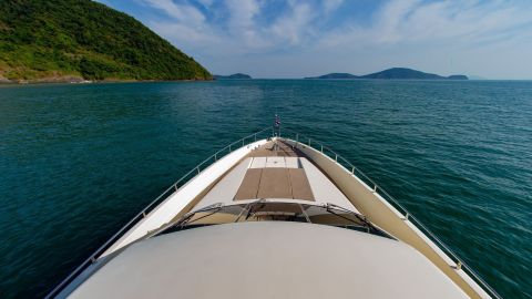 Аренда яхты на Пхукете \"Technema 89\" - фото 2