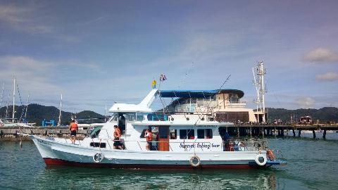 Аренда рыбацкой лодки B16