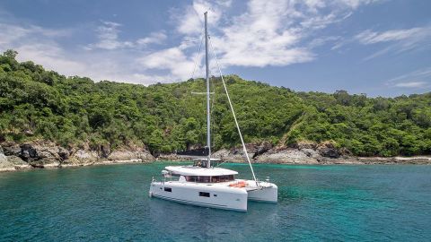 Аренда парусного катамарана Lagoon 40 на Пхукете - фото 1